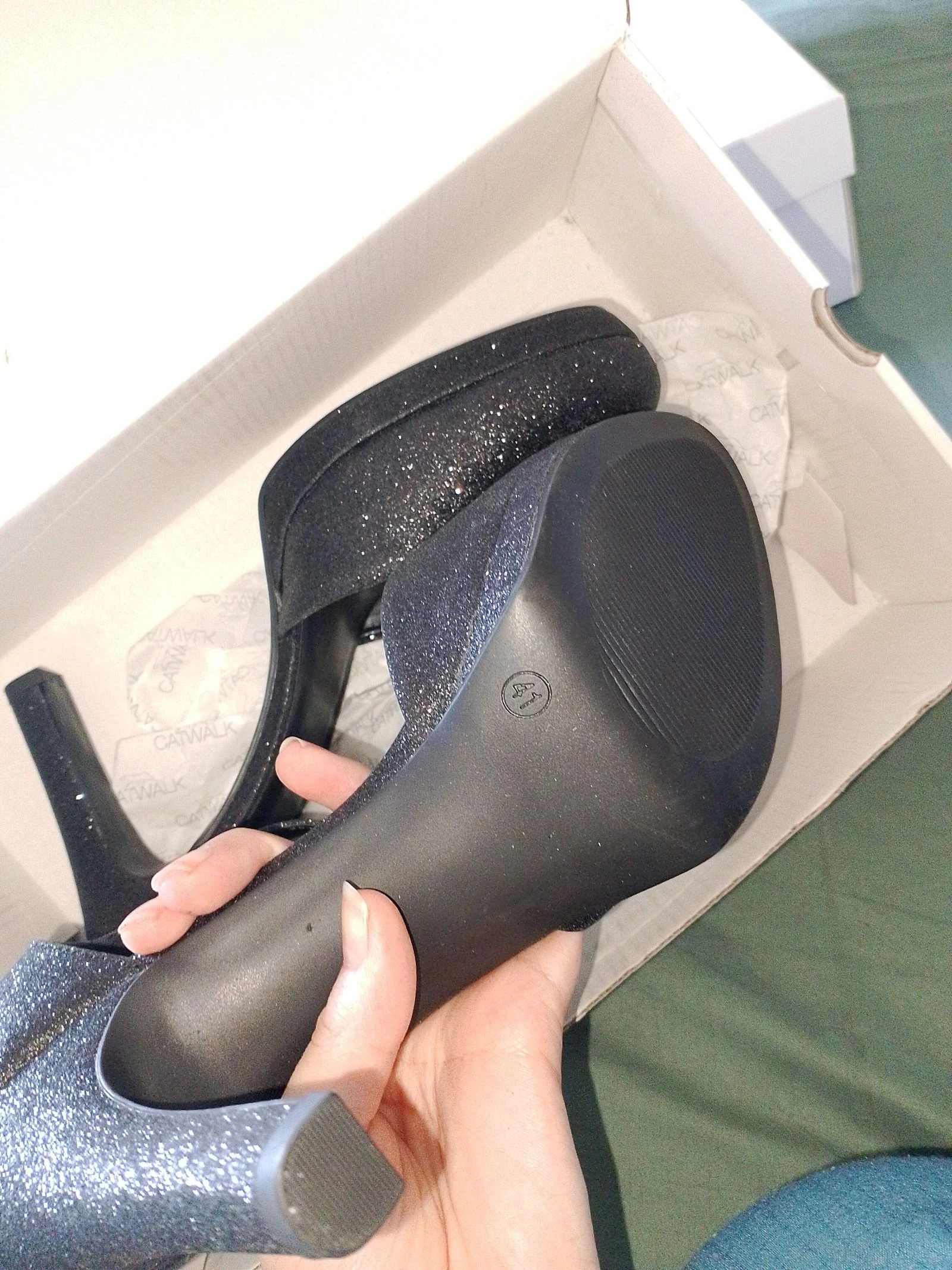 🌟 Escarpins noirs pailletés à plateforme Catwalk (Taille 41) – Neufs – photo 7